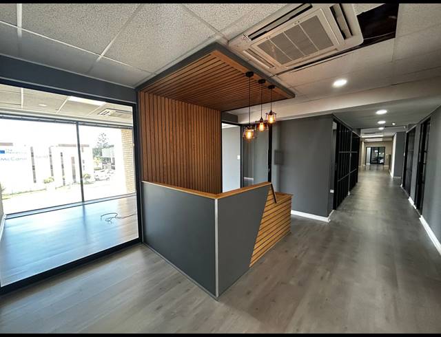 419M² OFFICE TO LET IN BRYANSTON